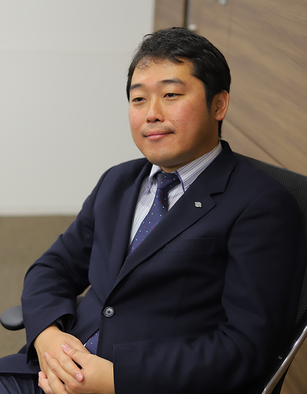 時友 典彦の顔写真